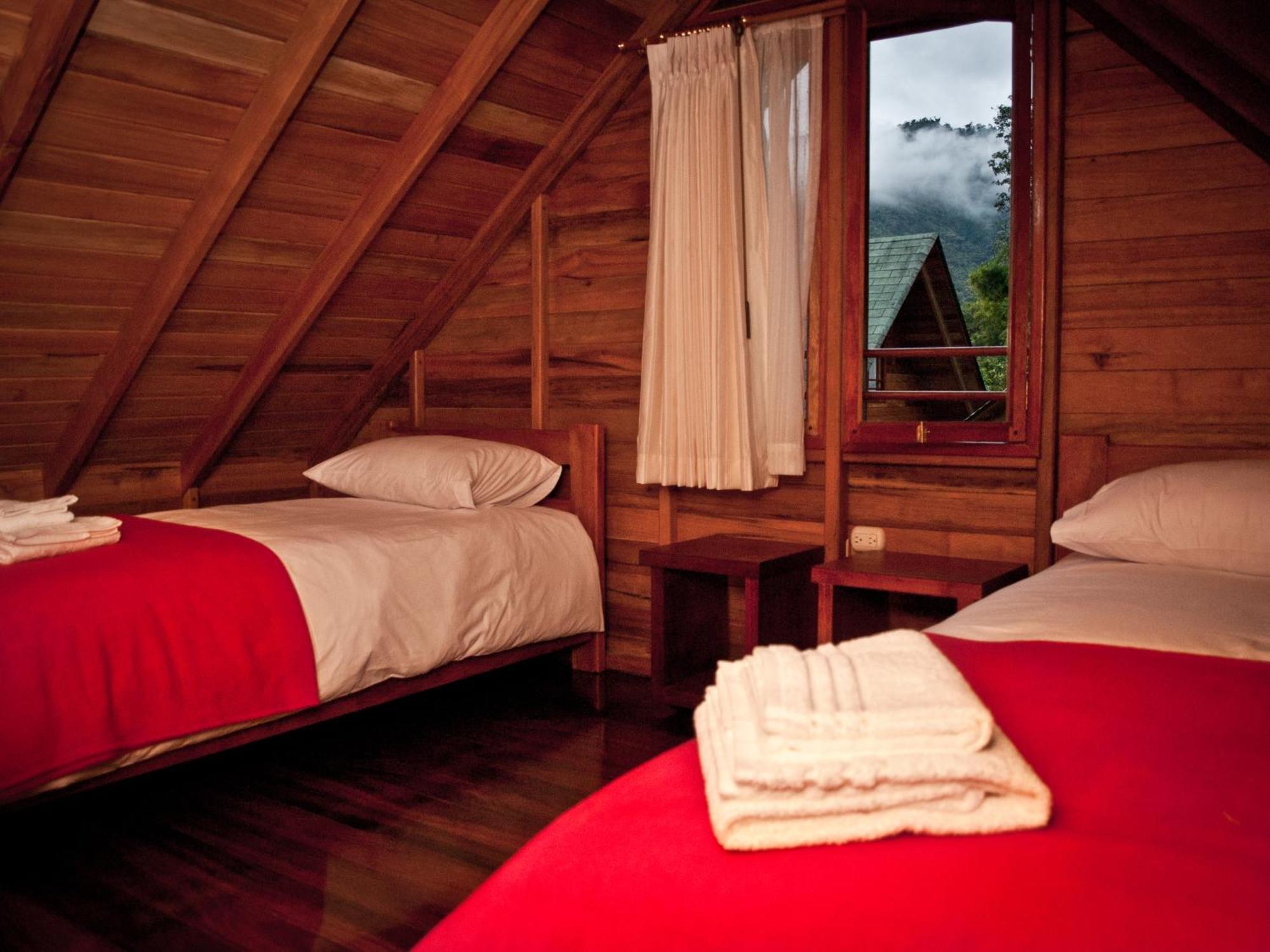 Sisakuna Lodge Mindo Rom bilde