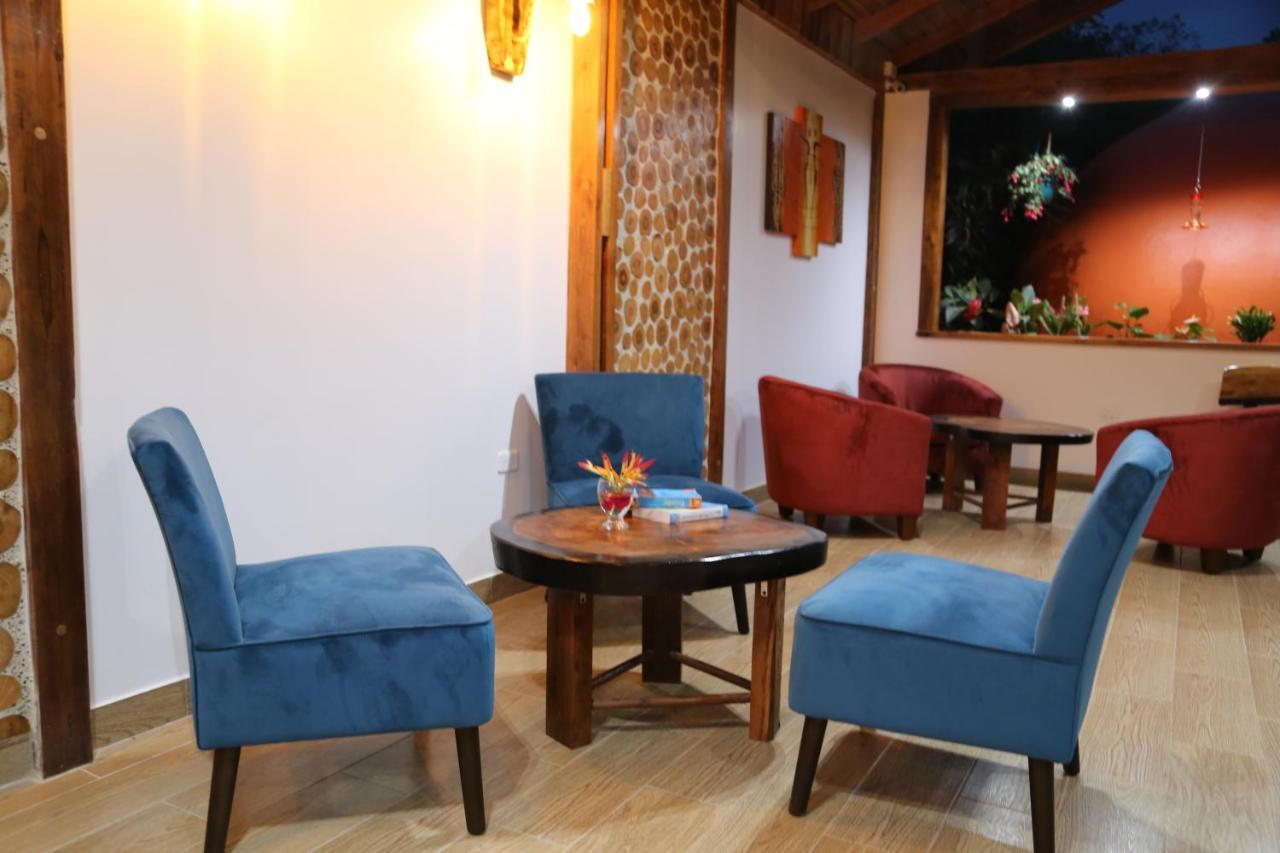 Sisakuna Lodge Mindo Eksteriør bilde